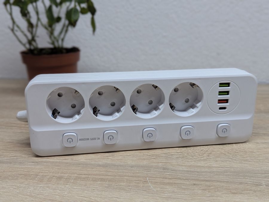 Новий Мережевий фільтр-подовжувач 2500W