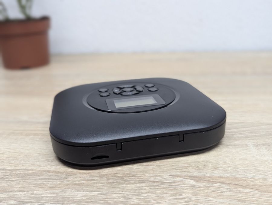 Новий Портативний CD-плеєр з Bluetooth CCHKFEI CD206BF