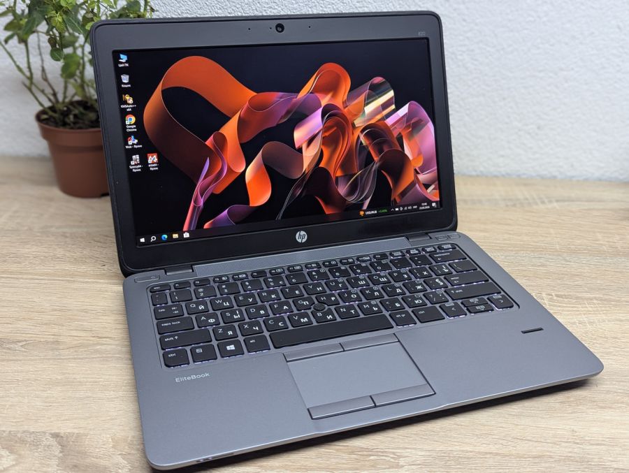 Ноутбук Б/В HP EliteBook 820 G2, Intel Core i5-5200U, DDR3 8 GB, SSD 128GB, 12" Full HD [ProductHub SKU HP883]