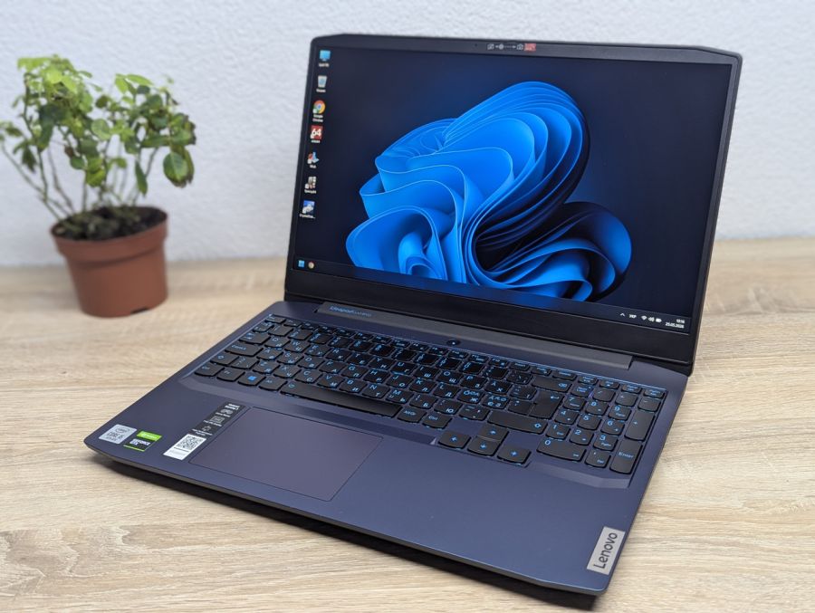 Ноутбук Б/В Lenovo IdeaPad Gaming 3 15IMH05, Intel Core i5-10300H, DDR4 16 GB, SSD 512GB + SSD 512GB, NVIDIA GeForce GTX 1650 4Gb, 15" Full HD