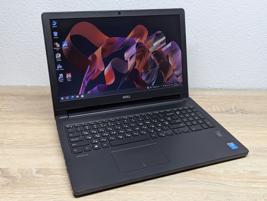 Ноутбук Б/В Dell Vostro 3560, Intel Core i3-5005U, DDR3 8 GB, SSD 128GB, 15.6" HD [ProductHub SKU Dell601]