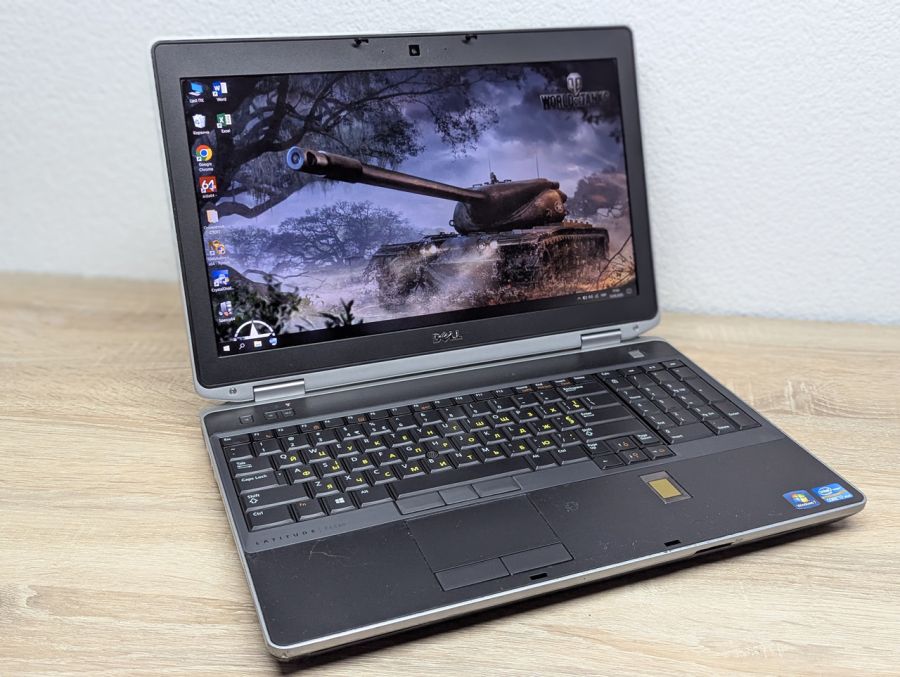 Ноутбук Б/В Dell Latitude E6530, Intel Core i7-3720QM, DDR3 8 GB, SSD 256GB, NVIDIA NVS 5200M 1Gb, 15.6" Full HD
