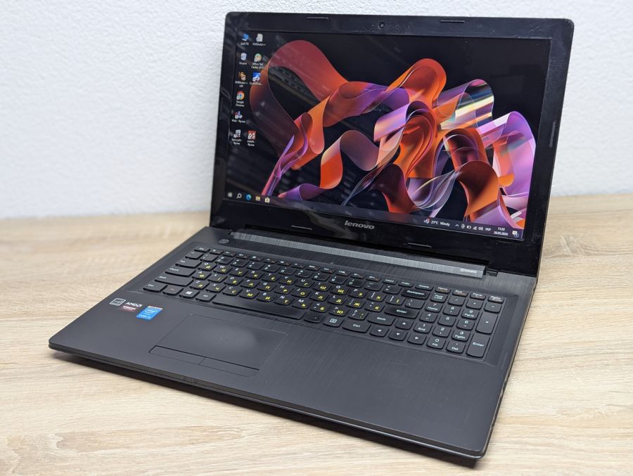 Ноутбук Б/В Lenovo G50-80, Intel Core i5-5200U, DDR3 8 GB, SSD 256GB, AMD Radeon R5 M330 2Gb, 15.6"