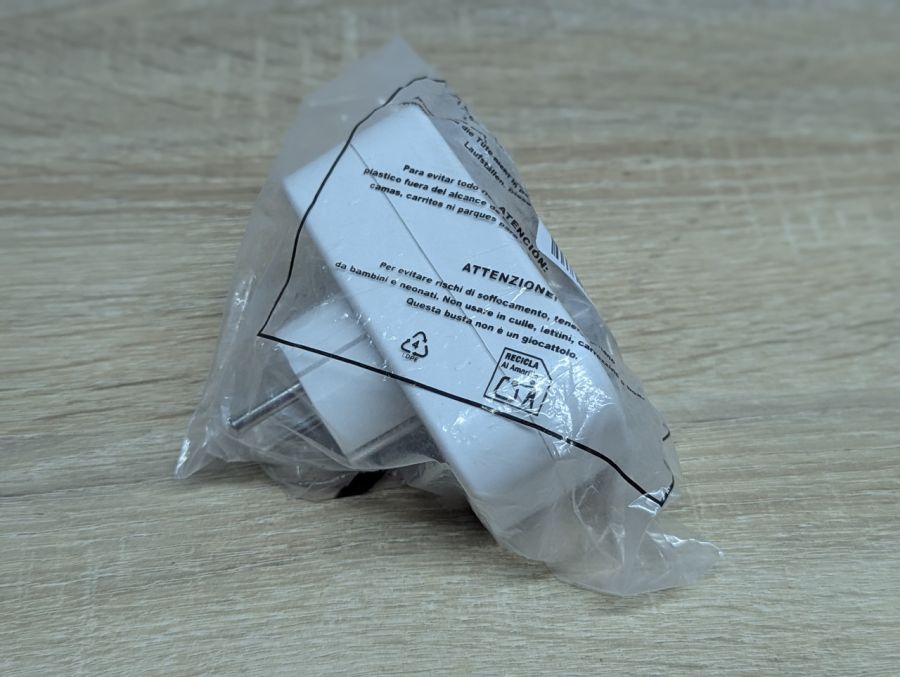 Новий Електричний двійник із заземленням [ProductHub SKU 01470(20)]