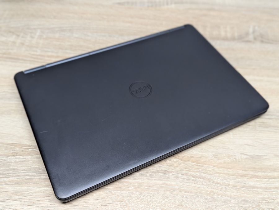 Ноутбук Б/В Dell Latitude E7450, Intel Core i5-5300U, DDR3 8 GB, SSD 128GB, 14" Full HD