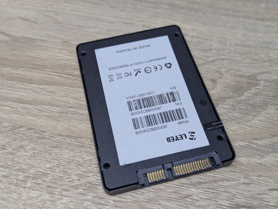 Б/В SSD Leven JS300 240 ГБ 2.5"