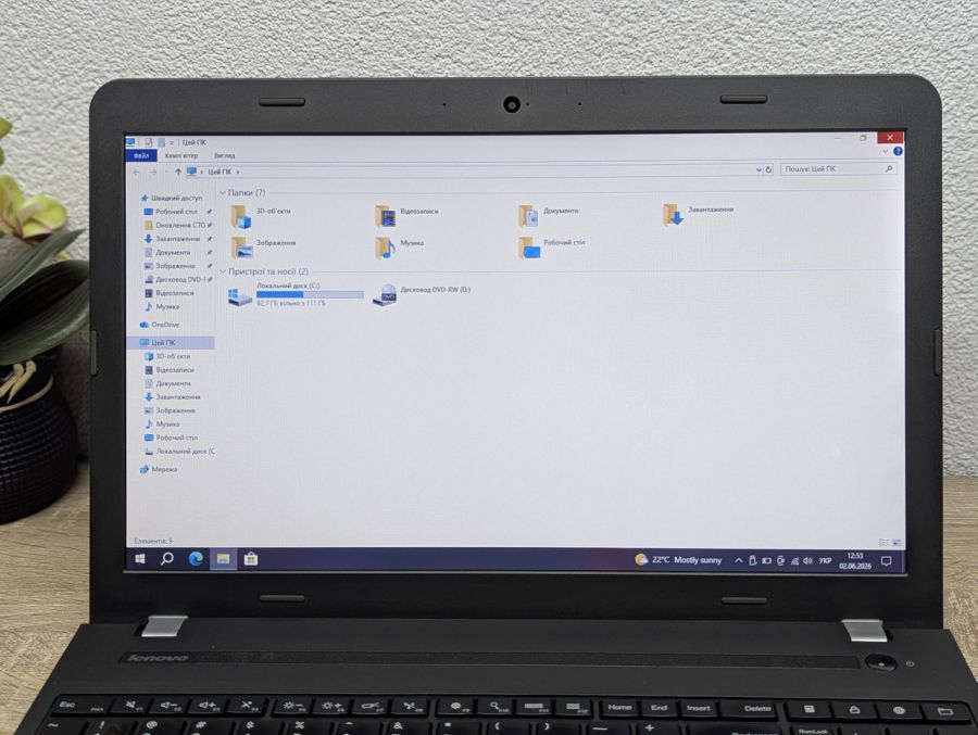 Ноутбук Б/В Lenovo E550, Intel Core i3-5005U, DDR3 8 GB, SSD 128GB, 15.6" HD