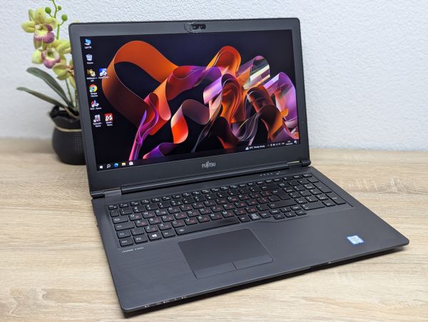 Ноутбук Б/В Fujitsu U759, Intel Core i5-8265U, DDR4 8 GB, SSD 128GB, 15.6" Full HD