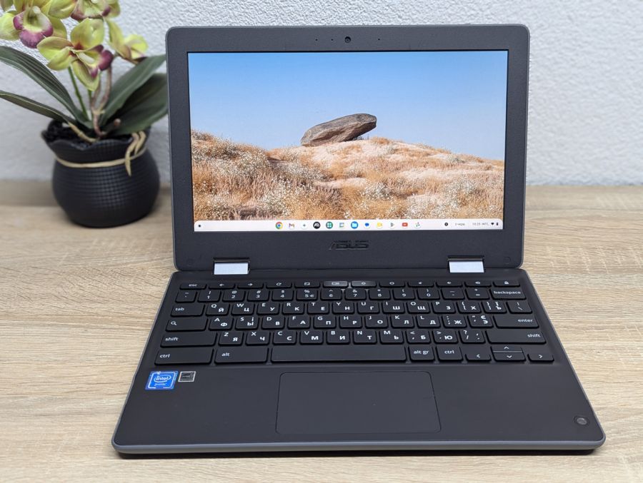 Ноутбук Б/В ASUS Chromebook C214M, Intel Celeron N4020, DDR4 4 GB, SSD 32GB, 11.6" Сенсор