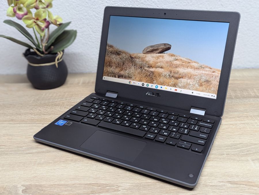 Ноутбук Б/В ASUS Chromebook C214M, Intel Celeron N4020, DDR4 4 GB, SSD 32GB, 11.6" Сенсор