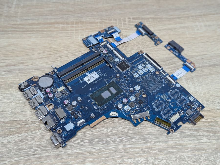 Б/В Оригінальна материнська плата ноутбука HP 250 G6,255 G6, I3-6Gen з додатковити платами