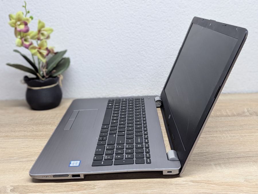Б/В Ноутбук HP 250 G6 на розбір I3-6006U