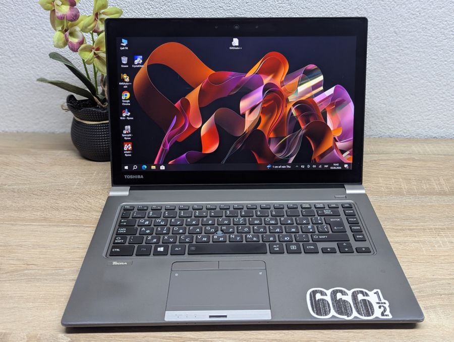 Ноутбук Б/В Toshiba Tecra Z40T-C, Intel Core i5-6300U, DDR3 8 GB, SSD 128GB, 14" Full HD Сенсор [ProductHub SKU T135]