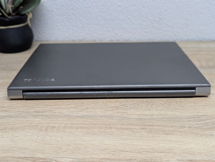 Ноутбук Б/В Toshiba Tecra Z40T-C, Intel Core i5-6300U, DDR3 8 GB, SSD 128GB, 14" Full HD Сенсор [ProductHub SKU T135]