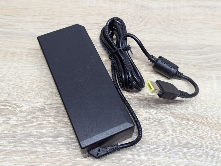 Б/В Блок живлення DTK POWER DL-90W 20V 4.5A Slim Tip