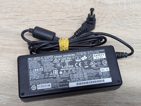Б/В Блок живлення PFU Limited SEF80N3 63.6 Вт 24 В 2.65 А 5.5x2.1 мм