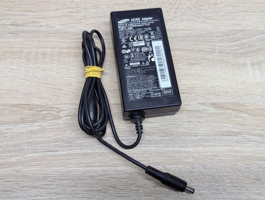 Б/В Блок живлення Samsung A5814_DSM 58 Вт,14В,4.143 А,6.5 x 4.4 мм