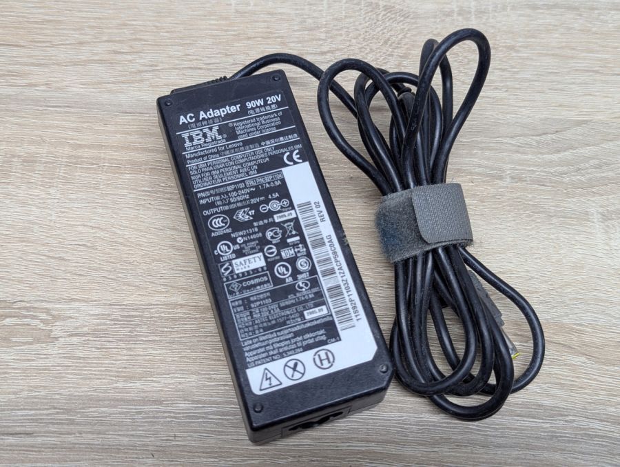 Б/В Блок живлення IBM\Lenovo 90W, 20 В, 4.5 А, 7.9х5.5 мм [ProductHub SKU 92P1104]