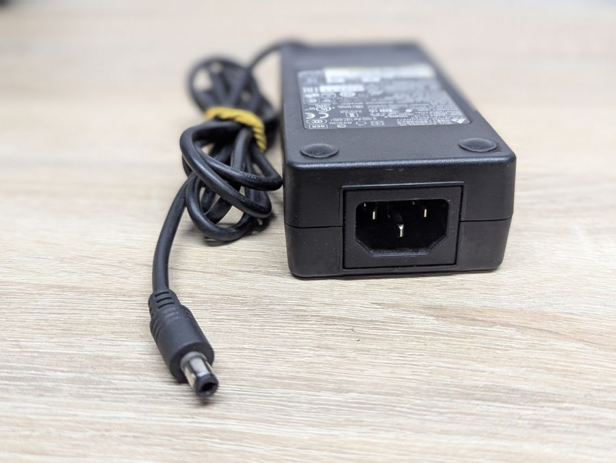 Б/В Блок живлення Delta ADP-66CR B,75 Wh,12V, 5.5A, 5.5 х 2.5 мм