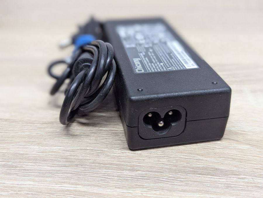 Б/В Блок живлення Chicony A10-090P3A,90W, 19 В, 4.74 А,5.5 x 2.5 мм