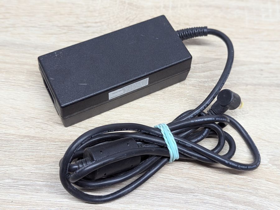 Б/В Блок живлення Delta Electronics ADP-50GR B, 50W, 48V,1.042A,7.4x5.0 мм