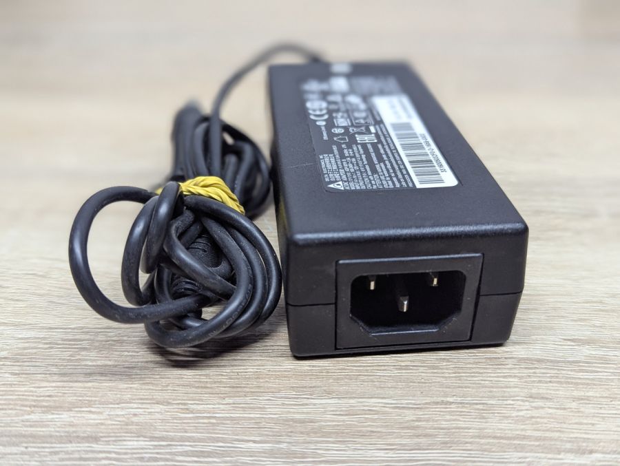 Б/В Блок живлення Delta Electronics ADP-50YH B,50 Вт,12 В,4.16 А,5.5x2.1мм