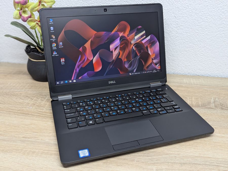 Ноутбук Б/В Dell Latitude E7270, Intel Core i7-6600U, DDR4 8 GB, SSD 128GB, 12" HD [ProductHub SKU Dell613]