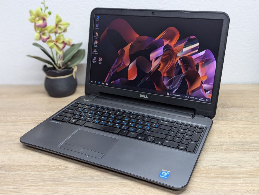 Ноутбук Б/В Dell Latitude 3540, Intel Core i5-4210U, DDR3 8 GB, SSD 128GB, 15.6" HD