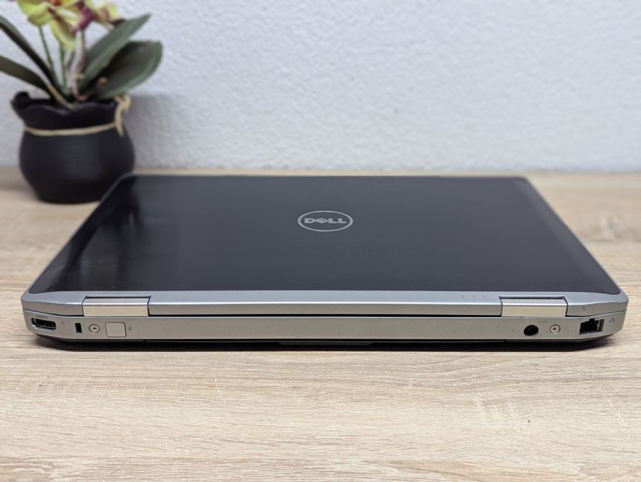 Ноутбук Б/В Dell Latitude E6430, Intel Core i3-3120M, DDR3 8 GB, SSD 128GB, 15.6" HD