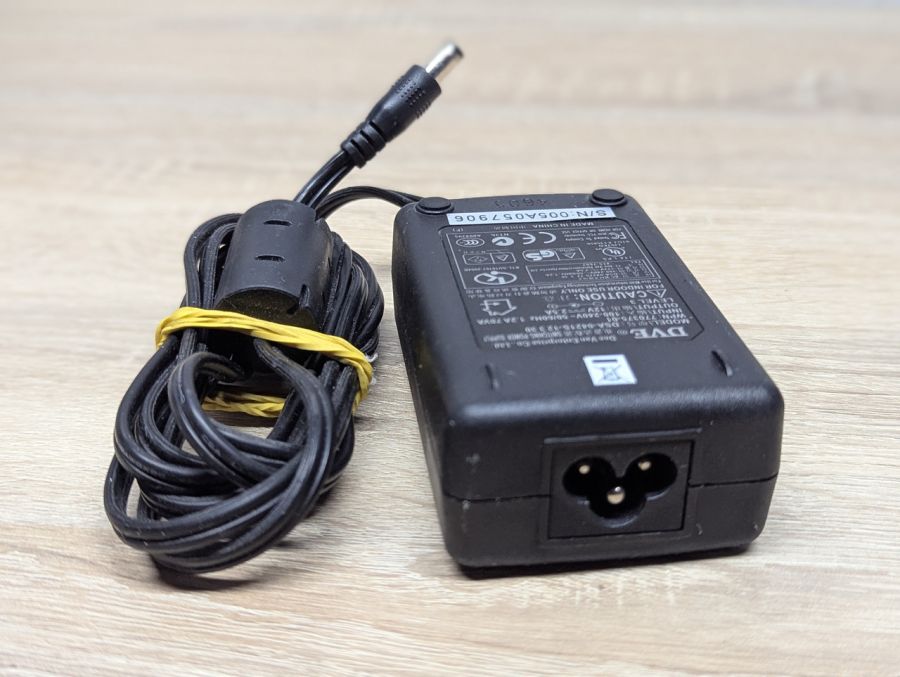 Б/В Блок живлення DVE DSA-0421S-12, 30Вт,12В, 2.5А,5.5 x 2.1 мм [ProductHub SKU 0421S-12]