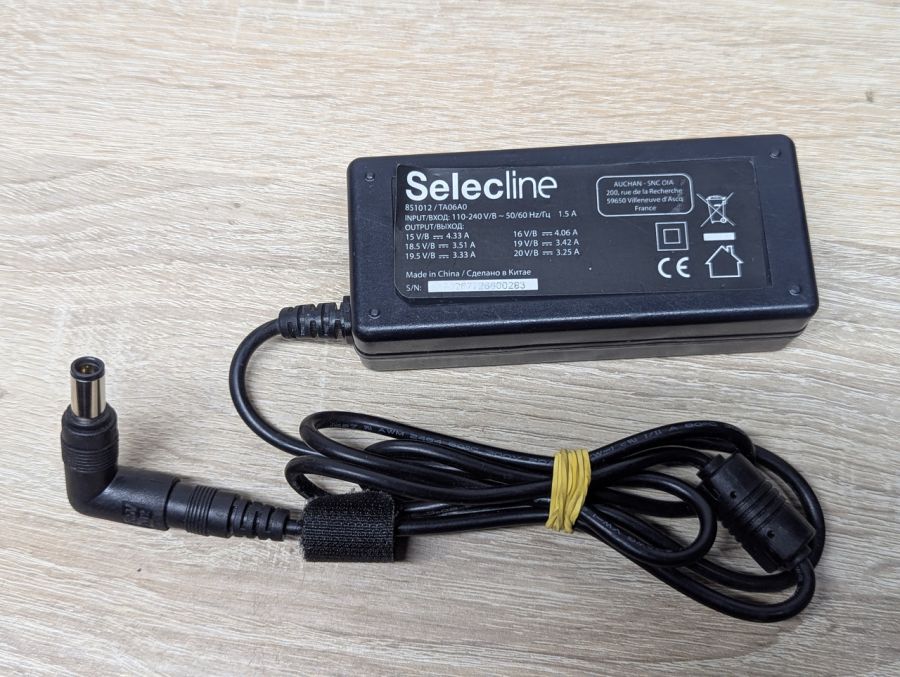 Б/В Блок живлення Selecline 851012/TA06A0),65 Вт,15 В,20 В, 3.25 А,7.4 х 5.0 мм [ProductHub SKU TA06A0]