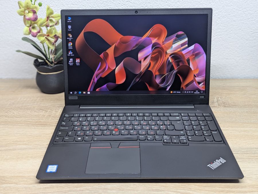 Ноутбук Б/В Lenovo ThinkPad E580, Intel Core i3-8130U, DDR4 16 GB, SSD 512GB, 15.6" Full HD