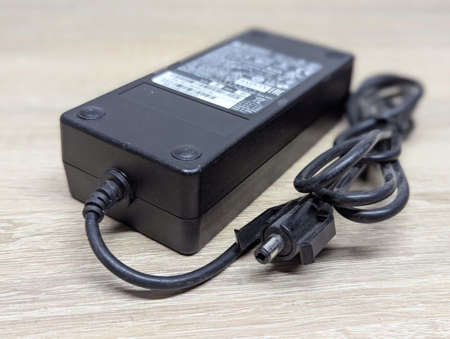 Б/В Адаптер живлення Delta Electronics ADP-66CR B B,66 Вт,12V 5.5A,2.5x5.5 мм [ProductHub SKU ADP-66CR-]