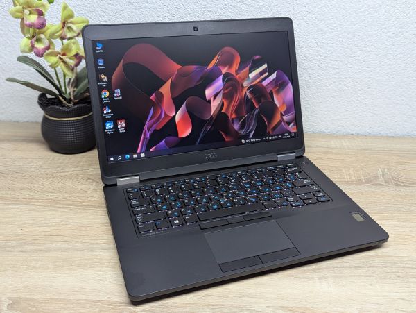 Ноутбук Б/В Dell Latitude E5470, Intel Core i5-6200U, DDR4 8 GB, SSD 256GB, 14" HD