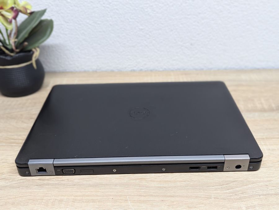 Ноутбук Б/В Dell Latitude E5470, Intel Core i5-6200U, DDR4 8 GB, SSD 256GB, 14" HD