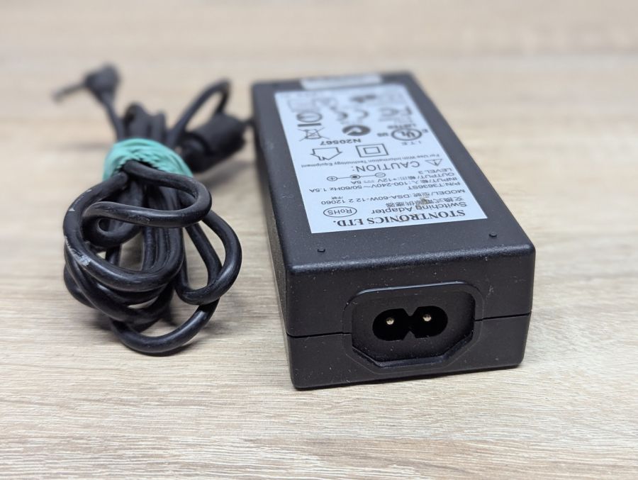 Б/В Блок живлення Stontronics DSA-60W-12,60 Вт,+12V 5A,5.5x2.1 мм [ProductHub SKU DSA-60W]
