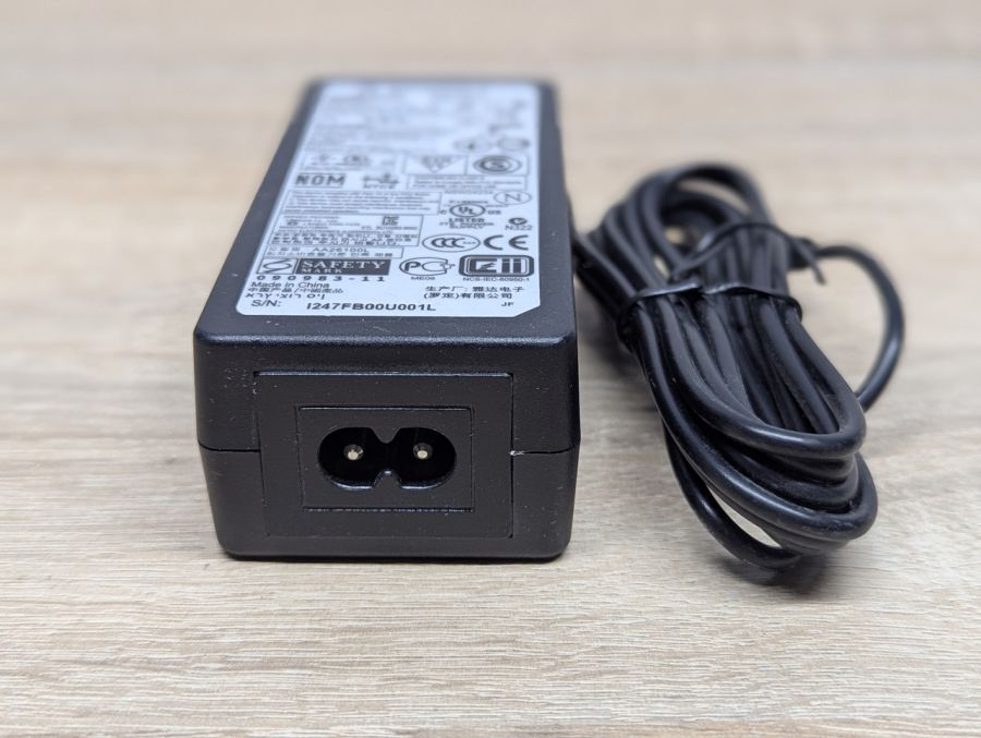 Б/В Блок живлення Motorola AA26100L, 9 В ,2 А ,18 Вт, 4.0x1.7 мм