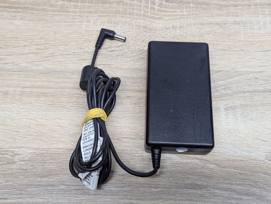 Б/В Блок живлення HP F1454A,60 Вт,19V,3.16A,5.5 x 2.5 мм