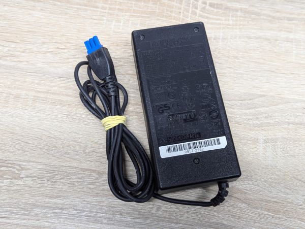 Б/В Блок живлення HP 0957-2262 для принтерів,64 Вт,+32 В,2 А,2-Pin
