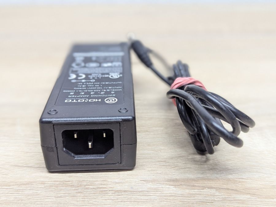 Б/В Блок живлення Honoto ADS-65LSI-19-1,24 В,2.5 А,60 Вт,5.5x 2.1 мм