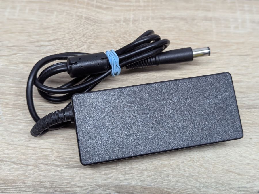 Б/В Блок живлення BestBattery BB20-DE19-A, 65 Вт,19.5 В,3.34 А,7.4 x 5.0 мм
