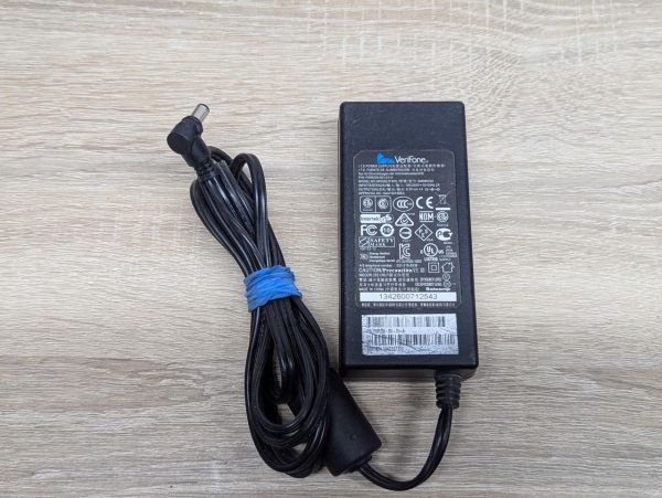 Б/В Блок живлення Verifone для POS-терміналів,37 Вт,9.3 В, 4 А,5.5 x 2.5 мм