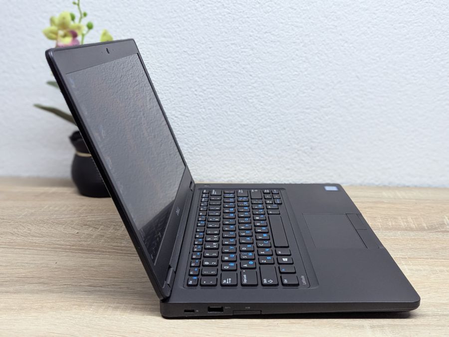 Ноутбук Б/В Dell Latitude 5480, Intel Core i5-6300U, DDR4 8 GB, SSD 128GB, 14" Full HD [ProductHub SKU Dell627]