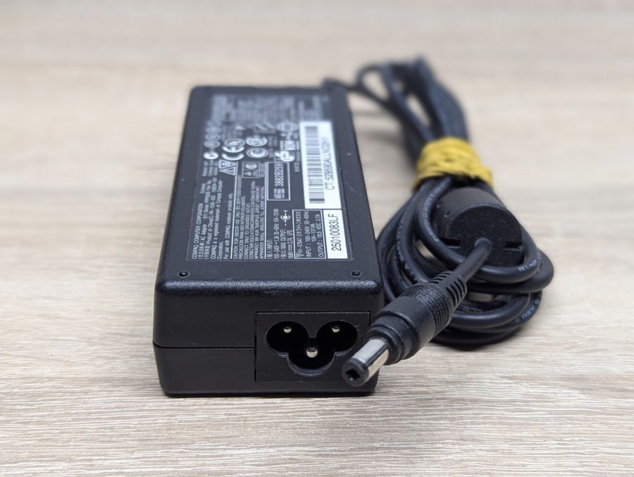Б/В Блок живлення Compaq 50W 18.5V, 2.7A,4.8 x 1.7 мм