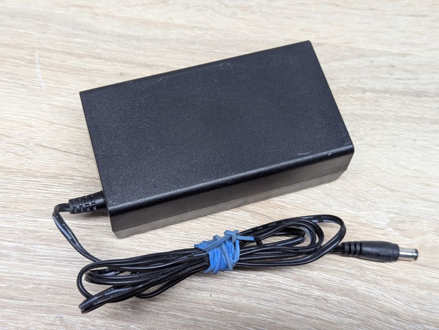 Б/В Блок живлення TP-Link TS35081-2-DT,43.34W,53.5V,0.81A,5.5 x 2.1 мм