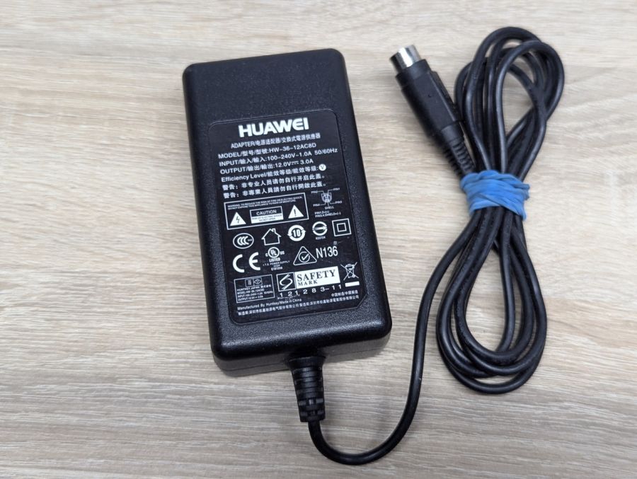 Б/В Блок живлення Huawei HW-36-12AC8D,12В ,3А,36 Вт,4 Pin [ProductHub SKU HW-36-12AC8D]