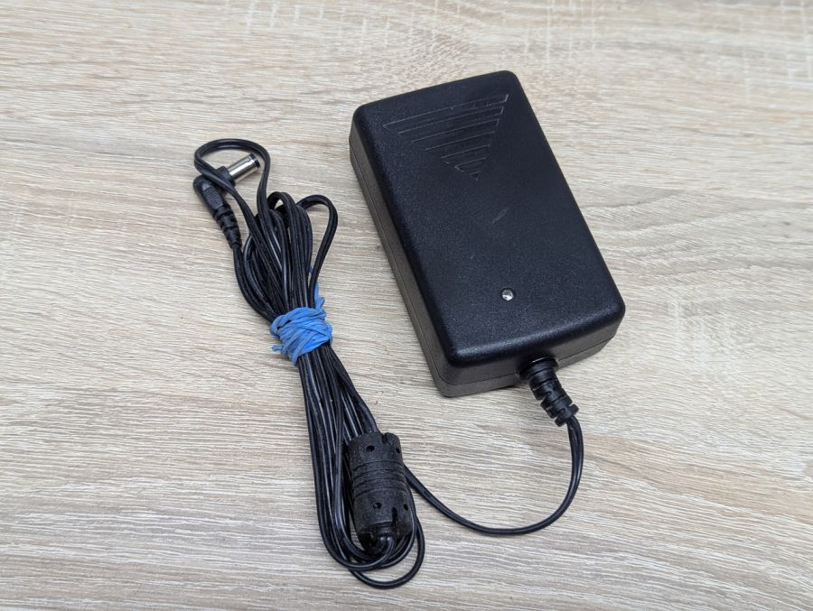 Б/В Блок живлення DYMO DSA-42PFC-24, 42 Вт,24V,1.75A,5.5x2.5мм