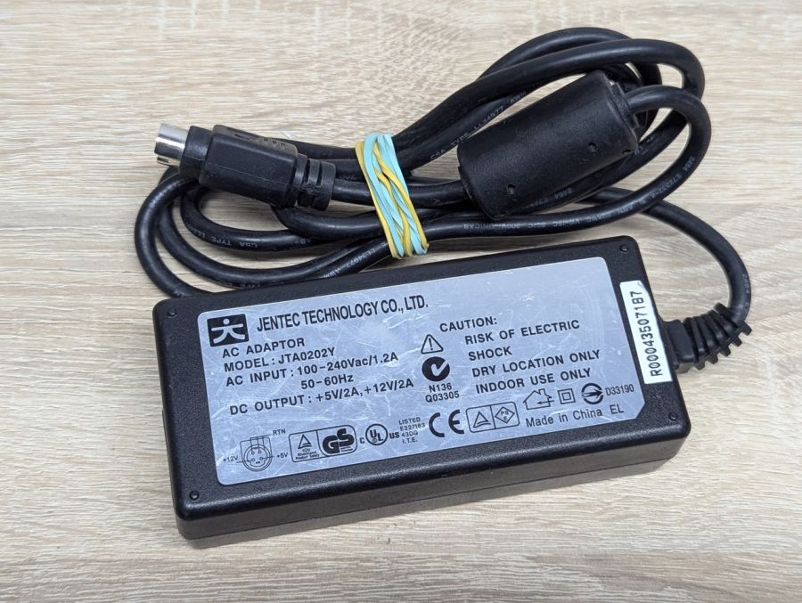 Б/В Блок живлення Jentec JTA0202Y,+5+12 В,2 А,DIN 4Pin [ProductHub SKU JTA0202Y]