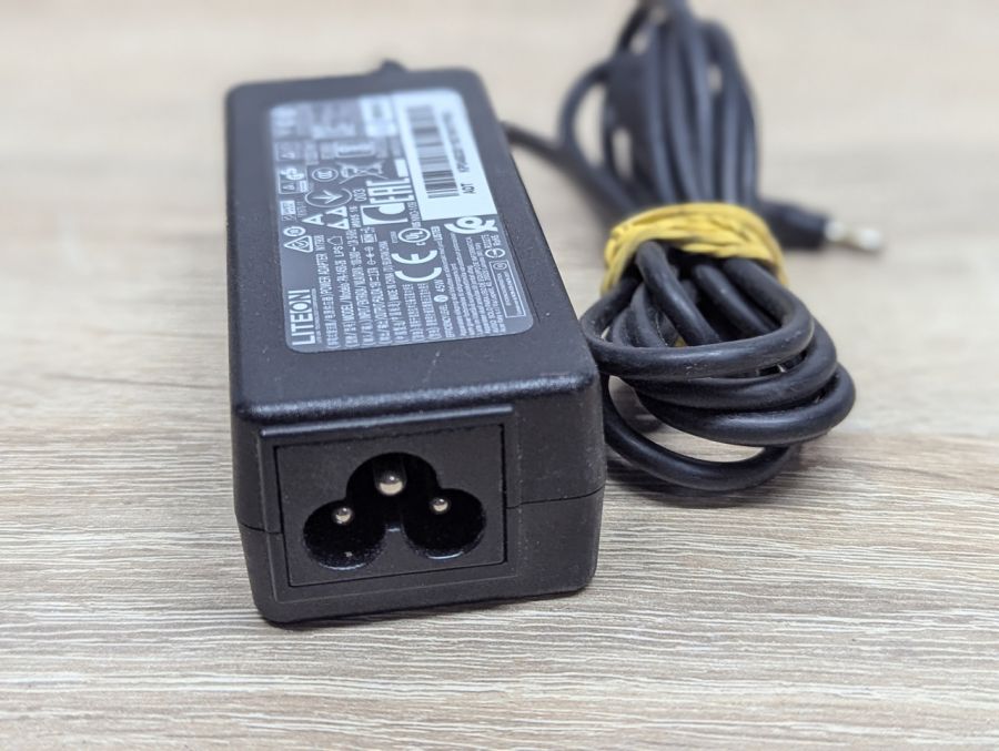 Б/В Блок живлення LITEON PA-1450-26,45W,19V,2.37A,3.0 x 1.1 мм
