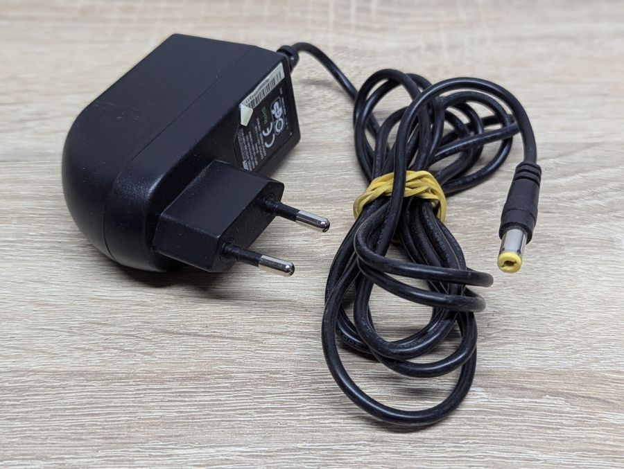 Б/В Блок живлення Sunny 15 Вт,+5V,3.0A,5.5x2.5мм